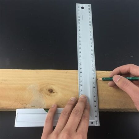 مسطرة مربعة الشكل50 سم